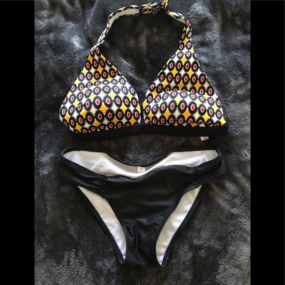 Victoria’s Secret bikini top/unbranded ruched bottoms - Picture 5 of 8